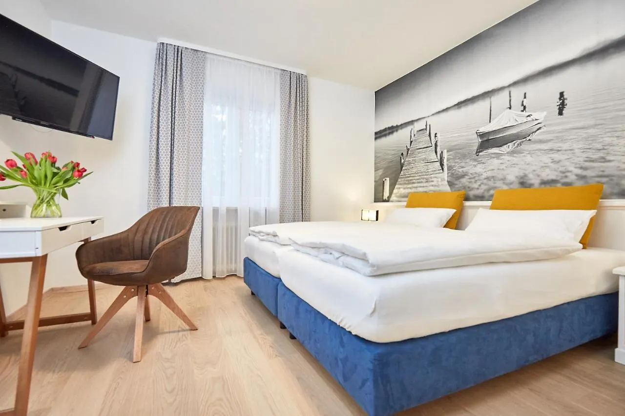 Hotel Zum Fischer am See ***S Prien